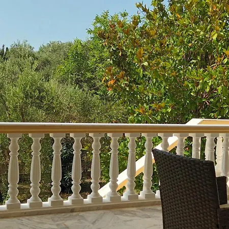 Antonios Olive Garden Acharavi Kerkyra אצ'ארבי