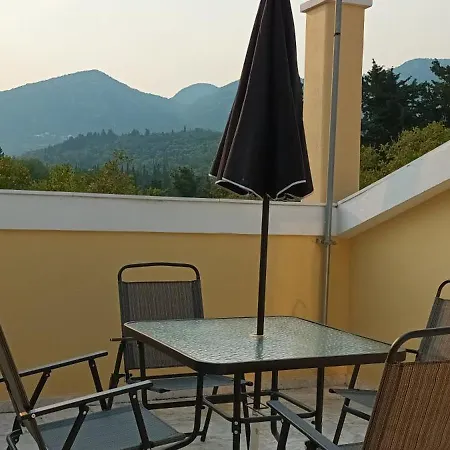 Antonios Olive Garden Acharavi Kerkyra アパート *