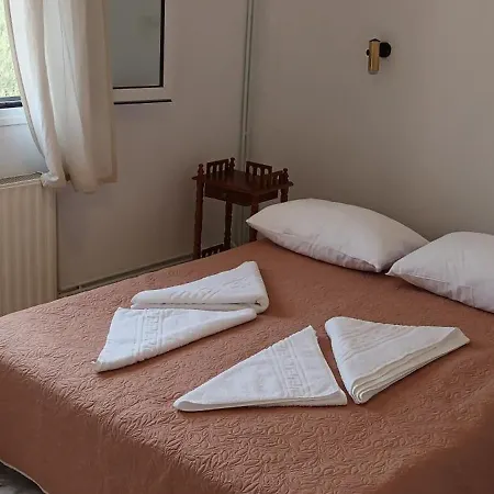 Antonios Olive Garden Acharavi Kerkyra アパート アカラヴィ